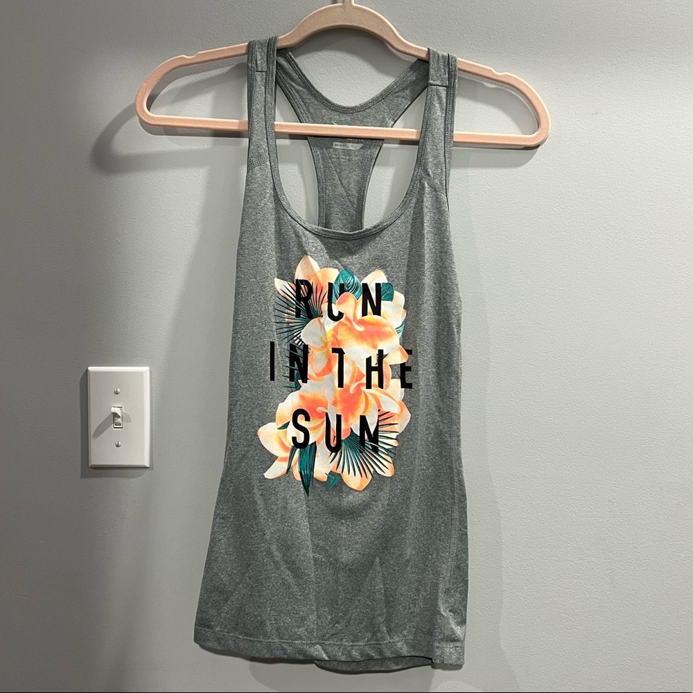 Old Navy Dry Fit athletic racer back workout top size large